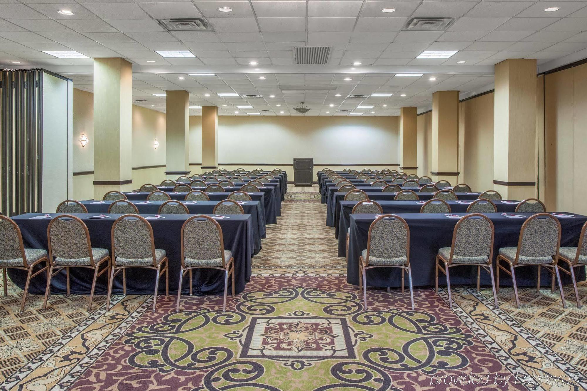 Wyndham Oklahoma City Eksteriør billede